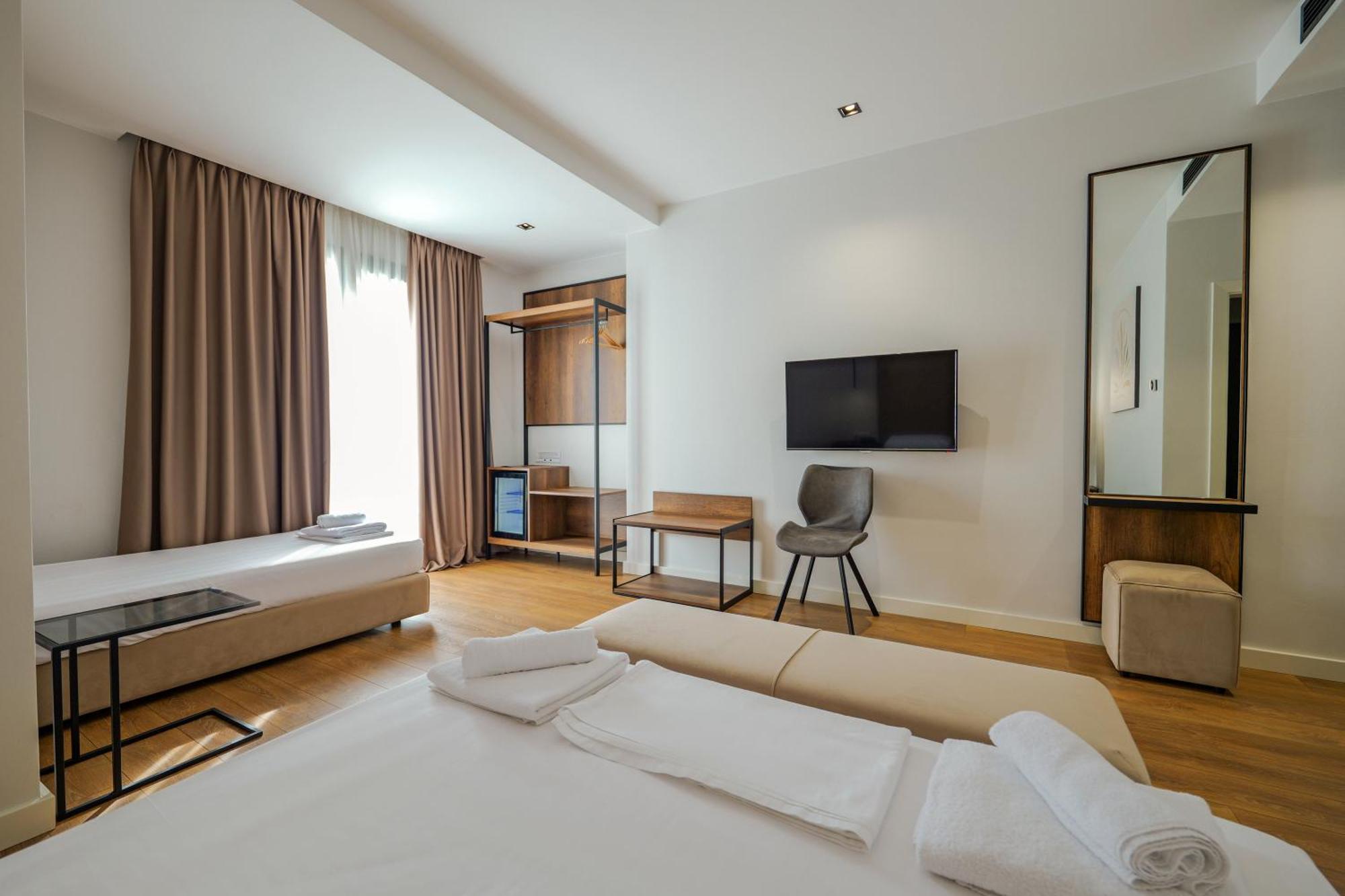 Hotel Central วญอเรอ ภายนอก รูปภาพ