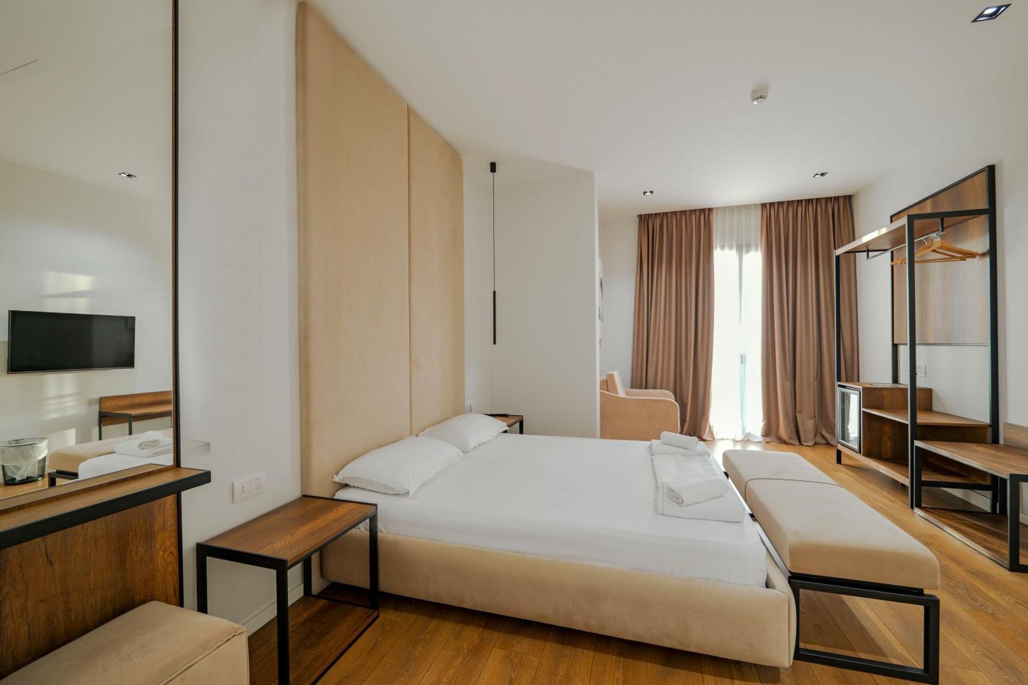 Hotel Central วญอเรอ ภายนอก รูปภาพ