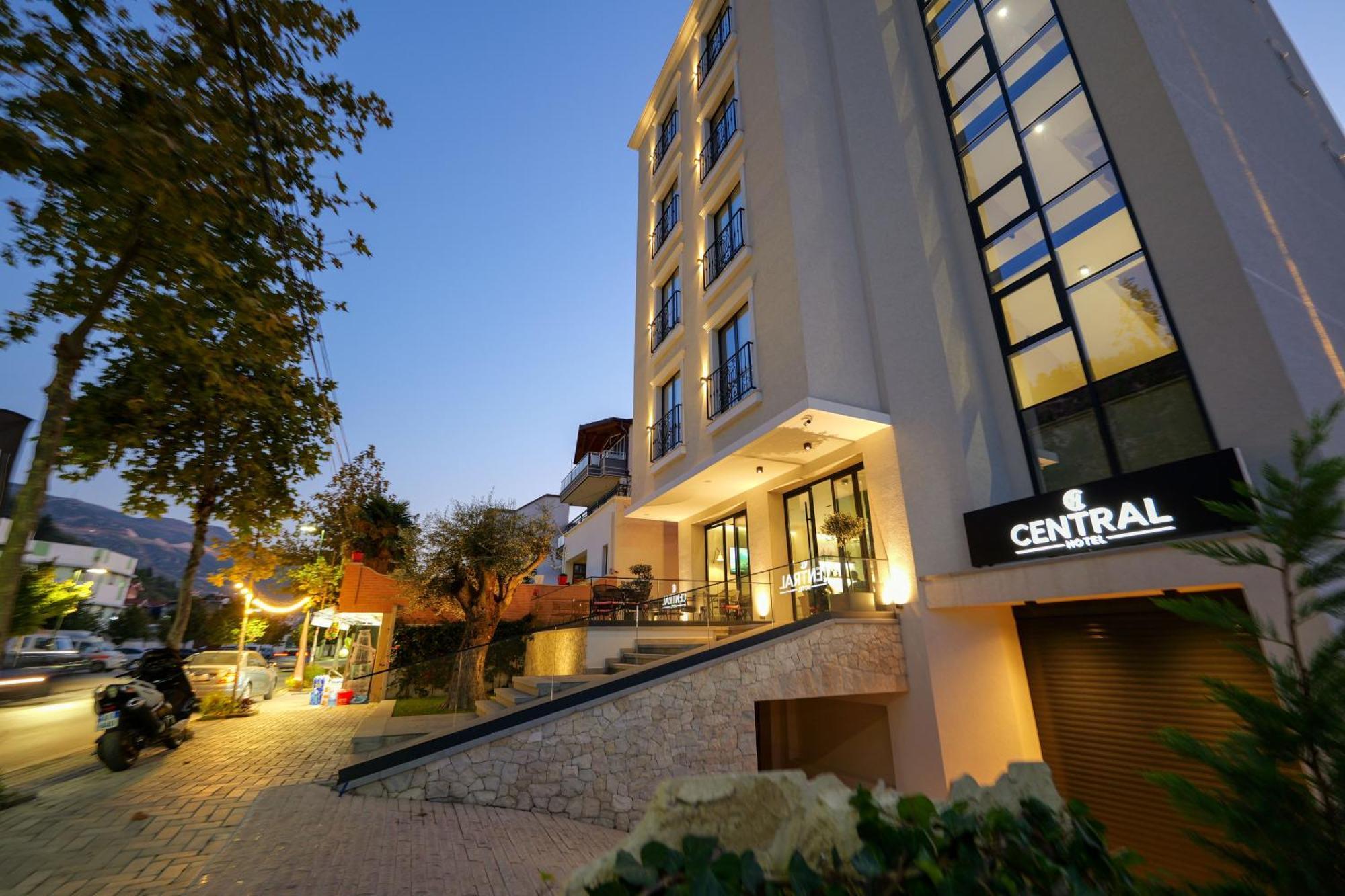 Hotel Central วญอเรอ ภายนอก รูปภาพ