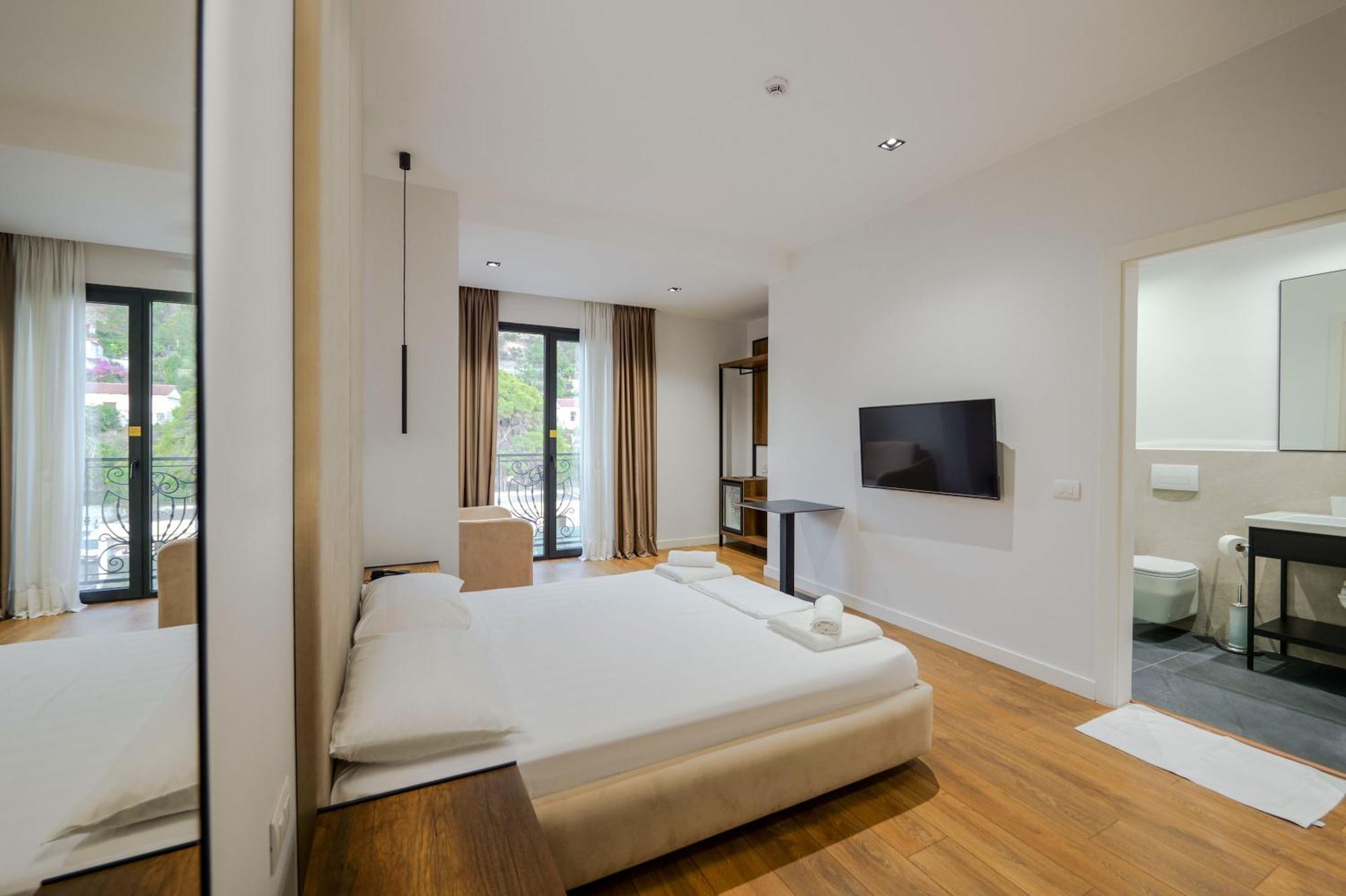 Hotel Central วญอเรอ ภายนอก รูปภาพ